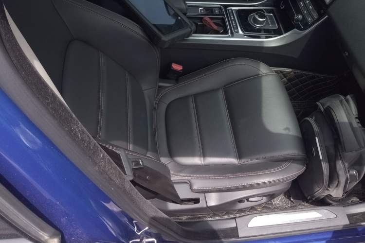 Used Jaguar XEL 2019 2.0T 200 PS Deluxe Edition