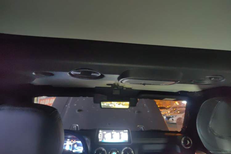 Used BAIC Off-Road BJ40 2023 2.0T Automatic Four-Wheel Drive Ring of the Tower Champion Edition
