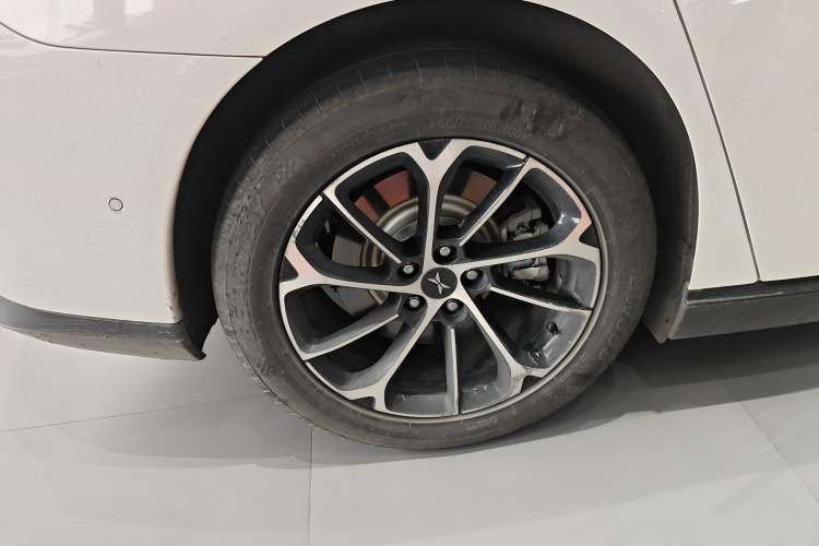 Used XPeng P7 2021 480N Right Rear Wheel Hub