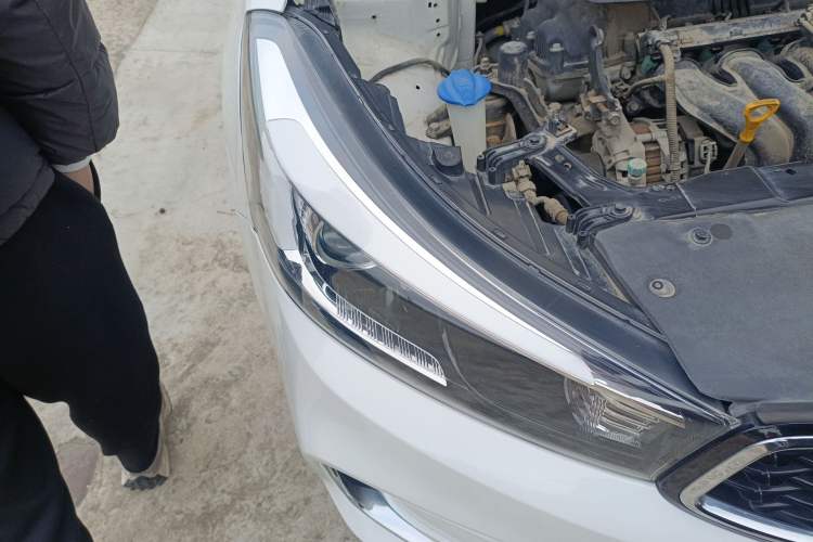 Used Kia K3 2016 1.6L Automatic with Sunroof
