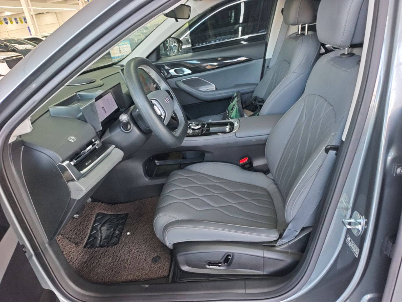 Geely Galaxy A7 2025 Model EM-i 70km Exploration Edition — снимка 17