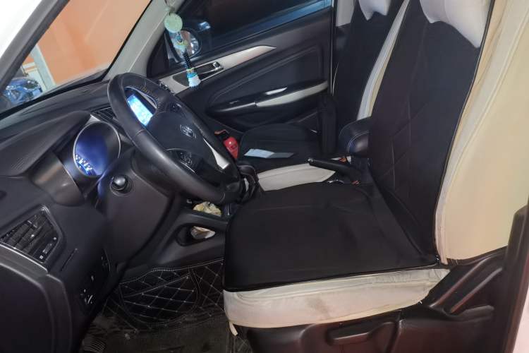 Used CHANGAN CS35 2017 1.6L Manual Luxury Model