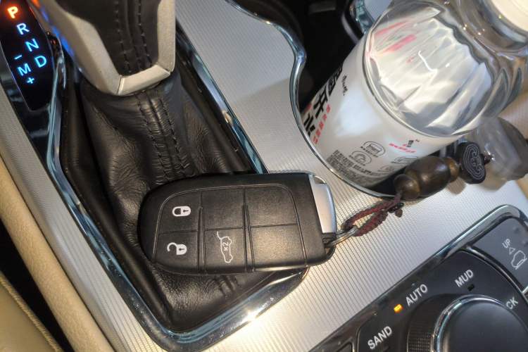 Used Jeep Grand Cherokee (Import) 2020 3.0L Elite Navigation Edition
