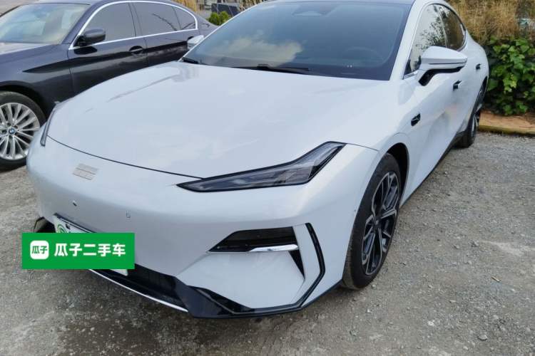 Used Geely Galaxy E8 2025 700 km Long-Range Intelligent Driving Version