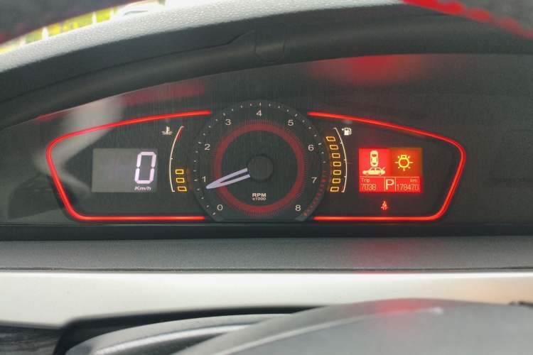 Used Roewe 550 2012 550D 1.8T Automatic Prestige Edition Instrument Cluster