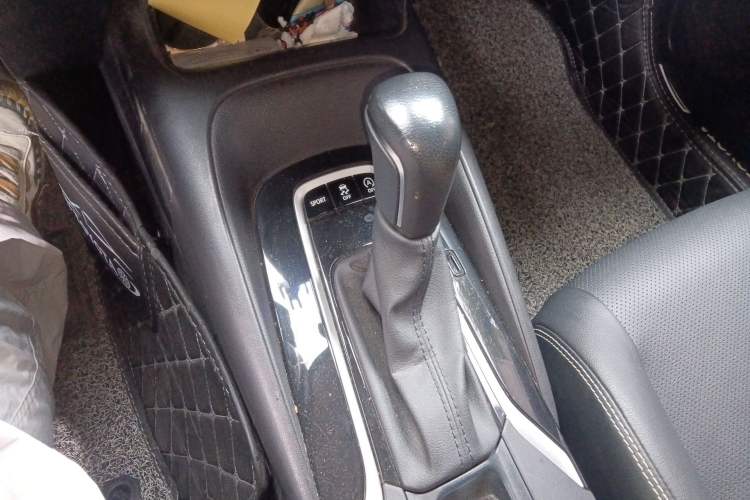 Used Toyota Corolla 2019 1.2T S-CVT GL-i Luxury Edition Gear Lever