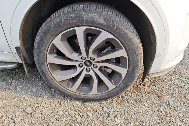 Used Land Rover Discovery Sport 2020 249 PS R-Dynamic Performance Tech Edition 5 Seats
