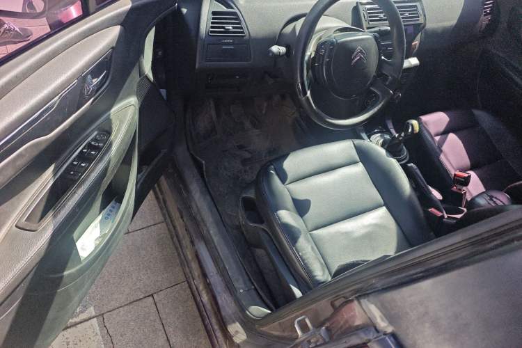 Used Citroen C-Quatre 2012 Sedan 1.6L Manual Prestige Model
