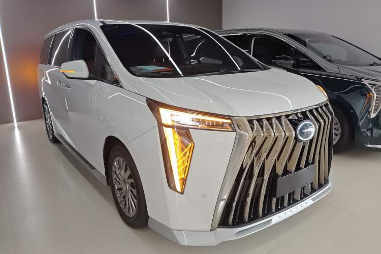 Used GAC Trumpchi M8 2023 Zongshi Series Dual-Motor Supreme Edition
