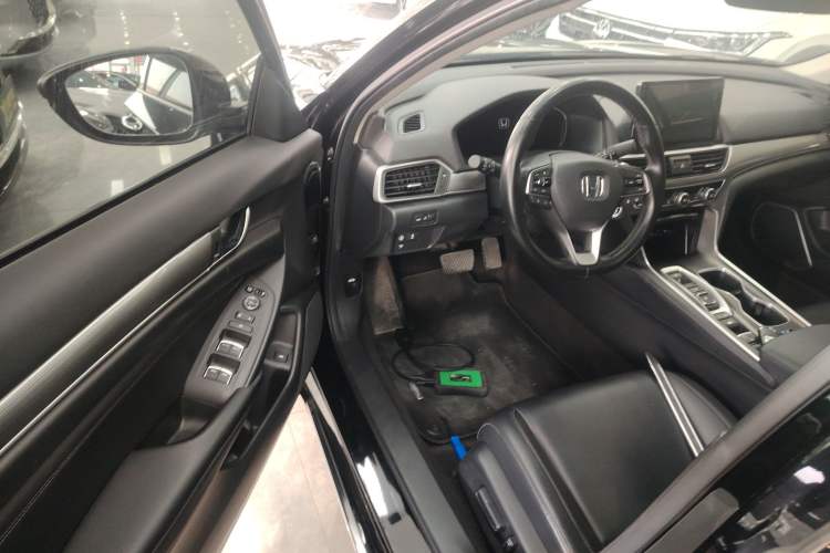 Used Honda Accord 2018 Rui Hybrid 2.0L Rui Ling Edition China VI
