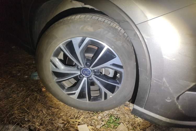 Used BYD Song Pro New Energy 2025 2nd Generation Intelligent Driving Version DM-i 75KM Leading Edition