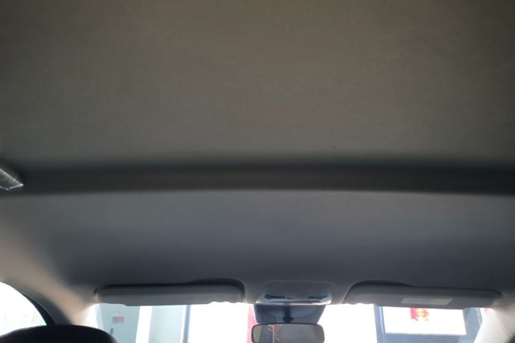 Used Hongqi E-QM5 2022 431 km Charge & Enjoy Edition
