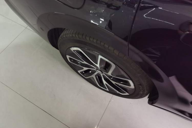 Used Baojun Enjoy 2025 Plug-in Hybrid 140km Luxury Edition