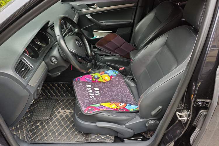 Used Volkswagen Lavida 2015 1.6L Manual Comfort Edition