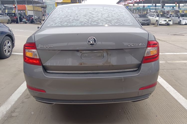 Used Skoda Octavia 2017 1.6L Automatic Smart Drive Edition
