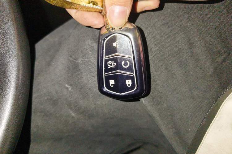 Used Cadillac XT5 2017 Anniversary Edition 25T Luxury Model