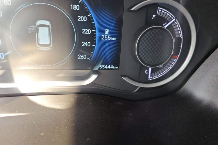 Used Hyundai Santa Fe 2019 380 TGDi TOP Automatic All-Wheel Drive Flagship (HTRAC) China V Standard Odometer Close Up