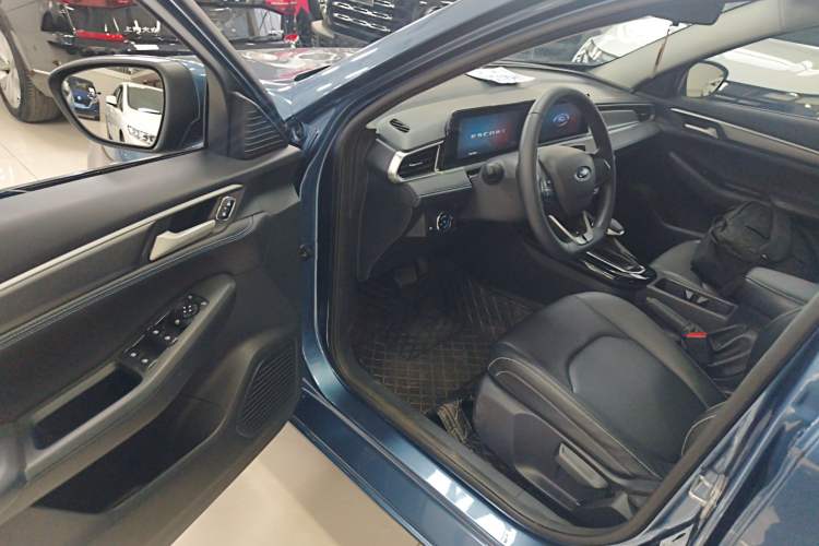 Used Ford Escort 2021 1.5L Automatic Platinum Edition