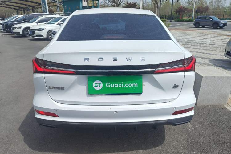 Used Roewe i5 2023 1.5L Manual Comfort Edition