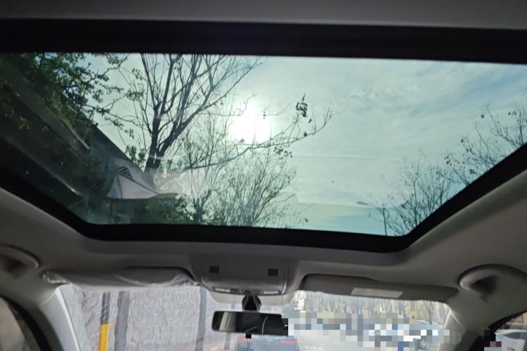 Used Volkswagen Tharu 2021 280TSI Two-Wheel-Drive Luxury Plus Edition Headliner