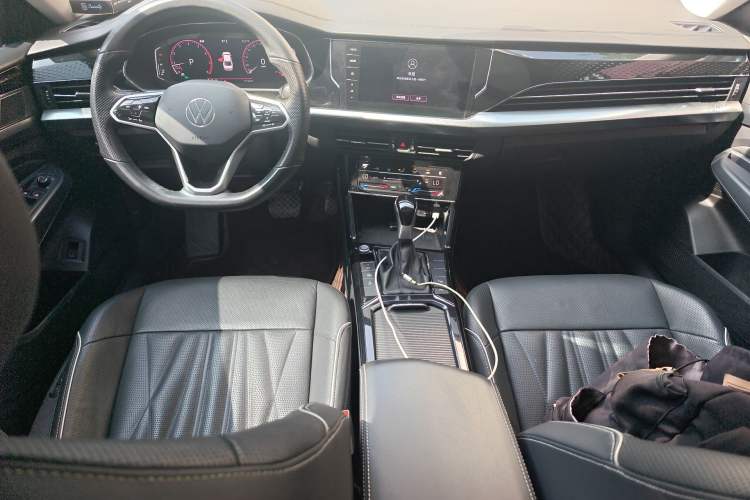 Used Volkswagen Passat 2022 330TSI Starry Luxury Edition
