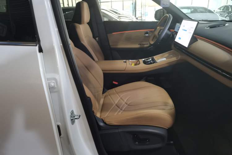 Used Geely Galaxy Galaxy Xingjian 7 EM-i 2025 120km Flagship Edition