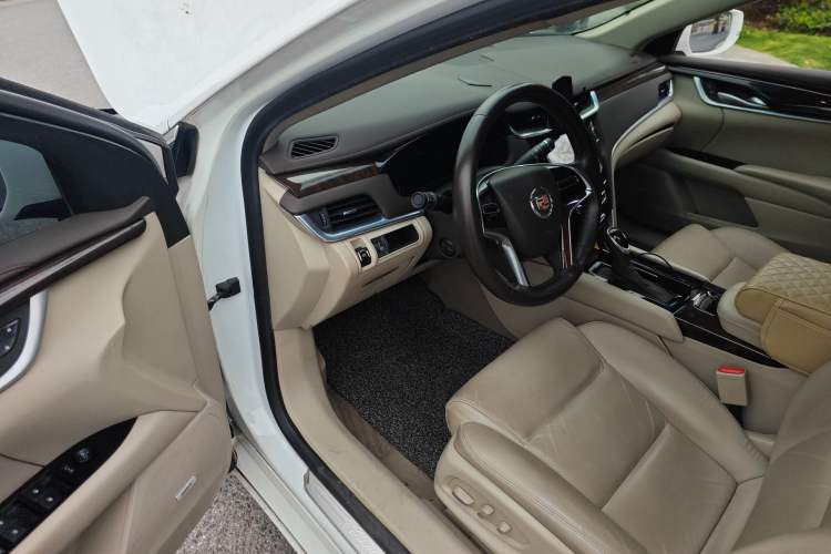 Used Cadillac XTS 2013 28T Tech Model
