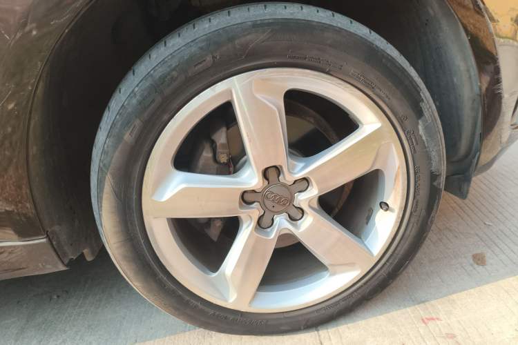 Used Audi Q5 2017 Plus 40 TFSI Ambition Model