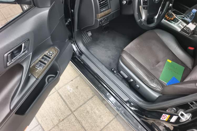 Used Toyota Reiz 2013 2.5V Shangrui Edition Driver Seat