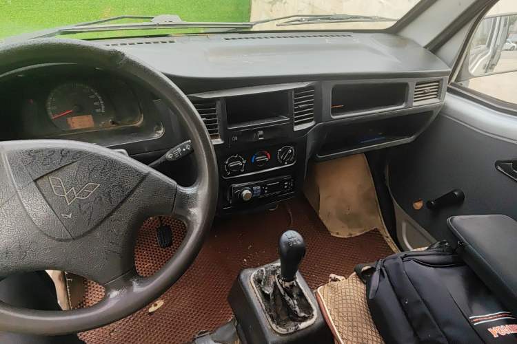 Used Wuling Zhiguang 2020 1.2L Practical Model China VI LSI
