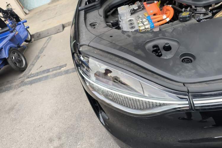 Used Hima AITO M9 2025 Extended-Range Ultra Version 52 kWh 6-Seater