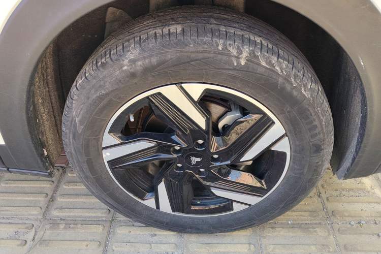 Used NETA X 2025 500 Industry Edition