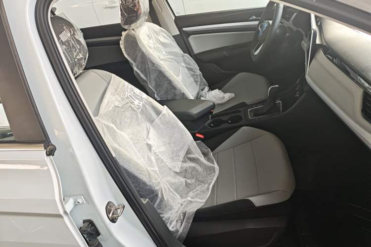 Used Volkswagen Bora 2025 Facelifted 200TSI DSG Yuexing Navigation Edition
