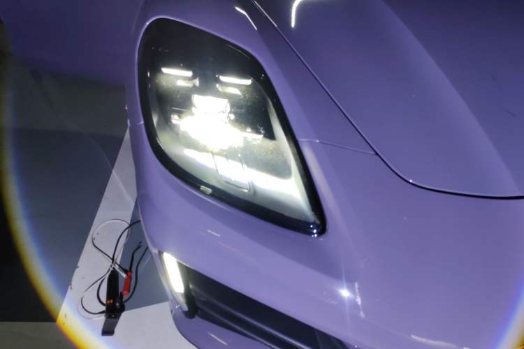 Used Porsche Panamera 2024 Panamera Executive Long Wheelbase 2.9T Right Front Headlight