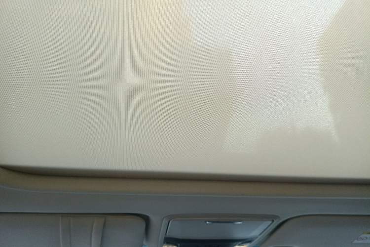 Used Honda Crosstour 2014 2.4L Luxury Navigation Edition