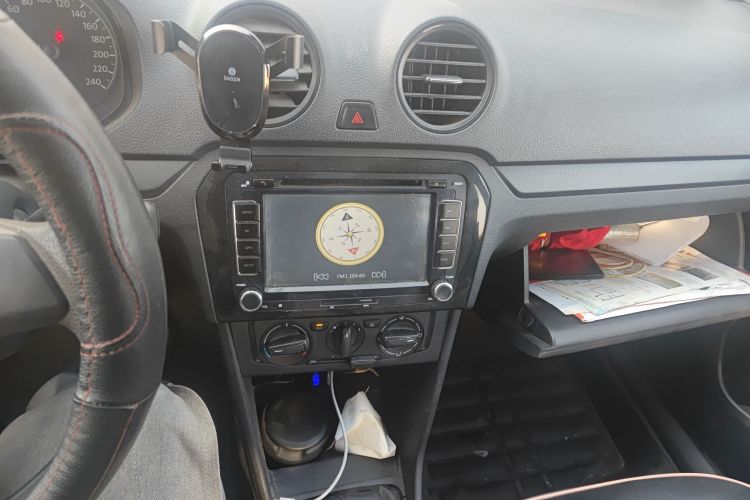 Used Volkswagen Jetta 2015 Value Edition 1.6L Manual Fashionable Style Audio And AC Panel