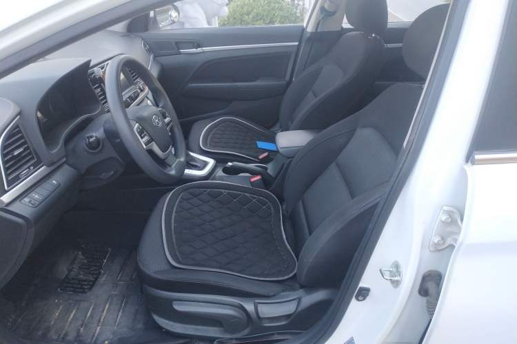 Used Hyundai Elantra (6th Generation / Lingdong) 2016 1.6L Automatic ZhiXuan – Elite Version
