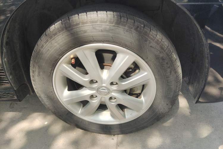 Used Nissan Sylphy 2016 Classic 1.6XE Manual Leading Edition Right Front Wheel Hub