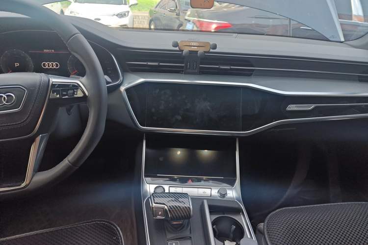 Used Audi A6L 2023 40 TFSI Luxury Dynamic Model
