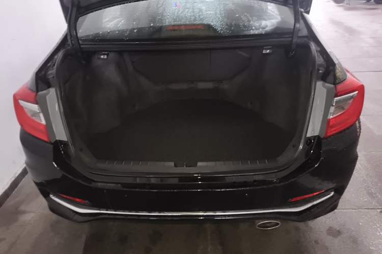 Used Honda Crider 2016 1.8L CVT Luxury Edition