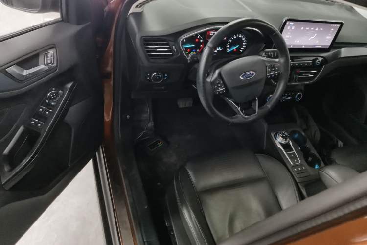 Used Ford Focus Active 2020 EcoBoost 180 Automatic Titanium Edition