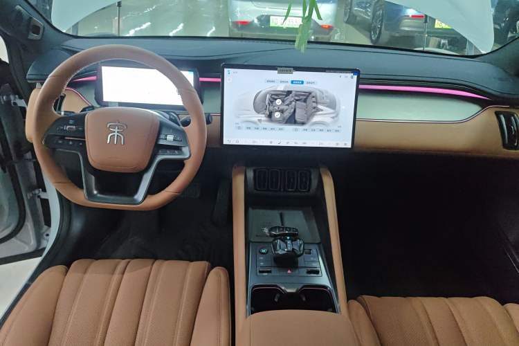 Used BYD Song L EV 2025 Intelligent Driving Version 662 km LiDAR Excellence Edition
