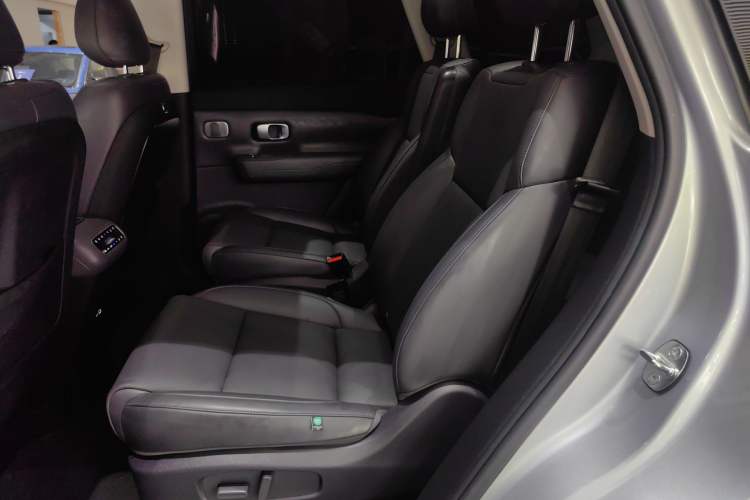 Used Leapmotor C16 2024 Pure Electric 520 Deluxe Edition Left Rear Seat