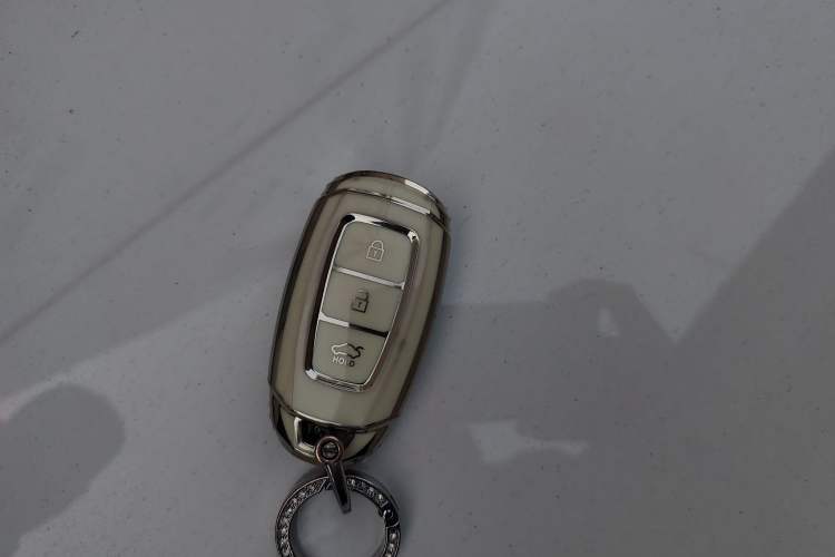 Used Hyundai Elantra 2022 1.5L CVT LUX Prestige Edition
