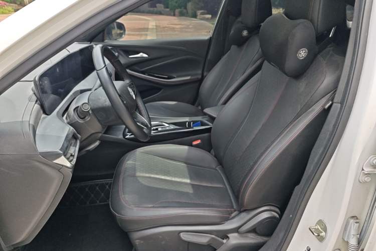 Used Buick Verano 2023 Pro GS Hunter Wind Edition