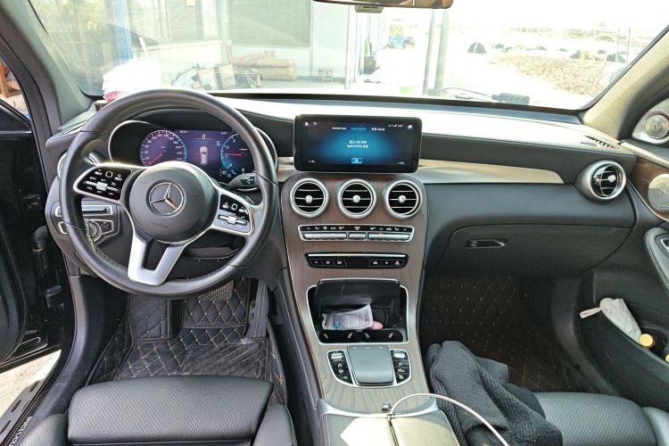 Used Mercedes-Benz GLC 2021 GLC 300 L 4MATIC Dynamic Model
