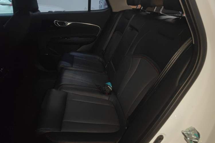 Used AION V 2021 Plus 70 Smart Technology Edition Lithium Iron Phosphate Left Rear Seat