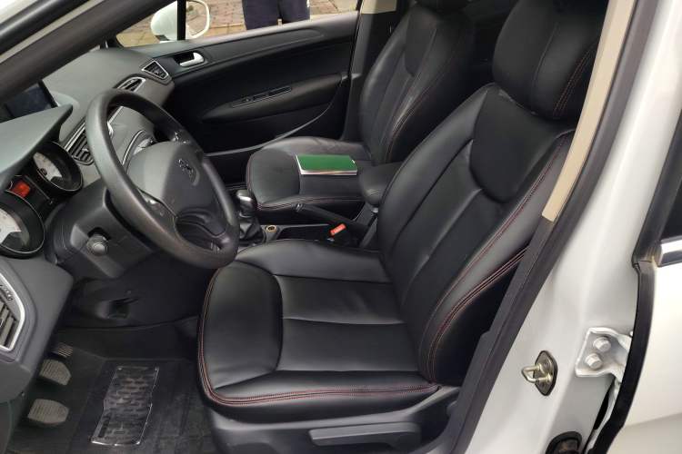 Used Peugeot 308 2014 Enjoy Edition Classic 1.6L Manual YouShang Model
