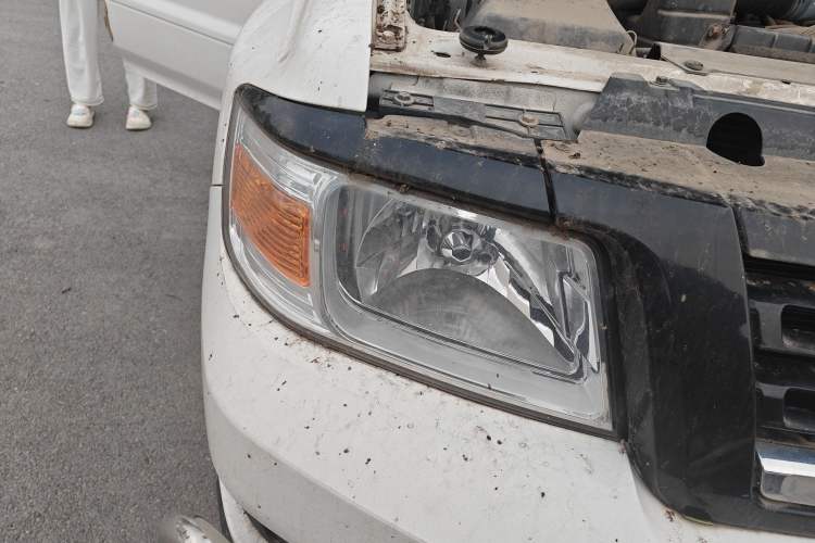 Used Leopaard Q6 2015 2.4L Manual 4x4 Excellence Edition
