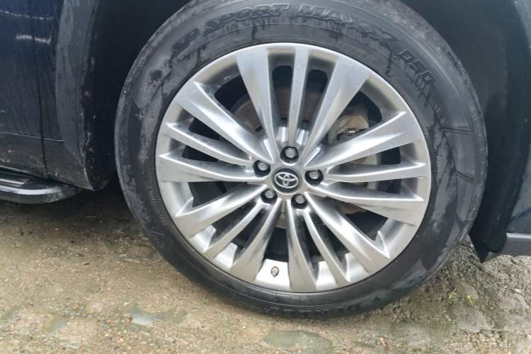 Used Toyota Highlander 2022 Dual-Engine 2.5L Four-Wheel Drive Supreme Edition 7-Seater
